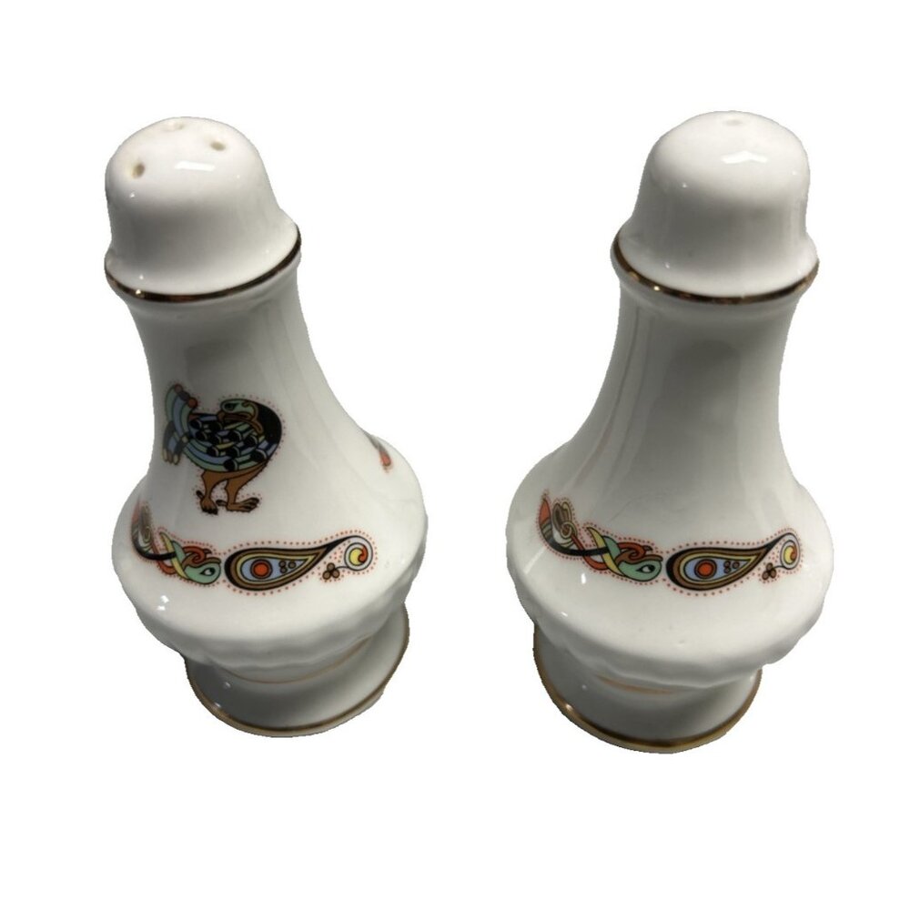 Royal Tara Book Of Kells Salt And Pepper Shakers Ireland Celtic Eagle Bone China